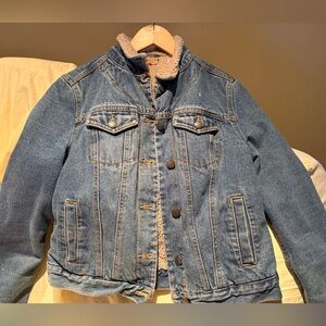 C.E. Schmidt WorkWear Denim 🚎 Sherpa Lined Trucker Jean Jacket Medium Cotton